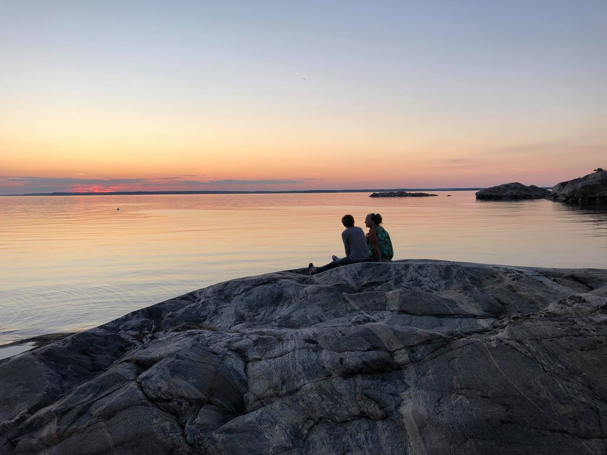 solnedgång från klippor på rögrund naturreservat